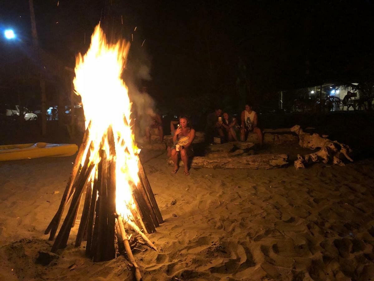 North Shore Surf Camp Hotel บาแลร์ ภายนอก รูปภาพ